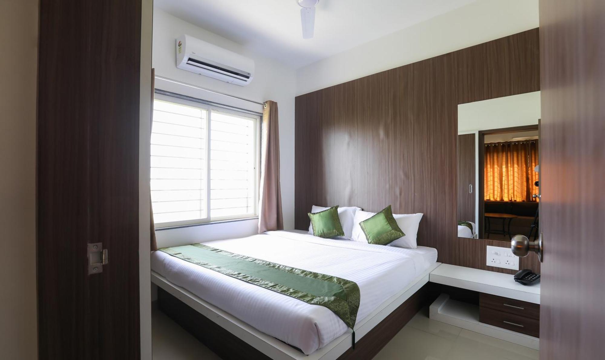 Treebo Trend Sapphire Studio Nashik Eksteriør billede