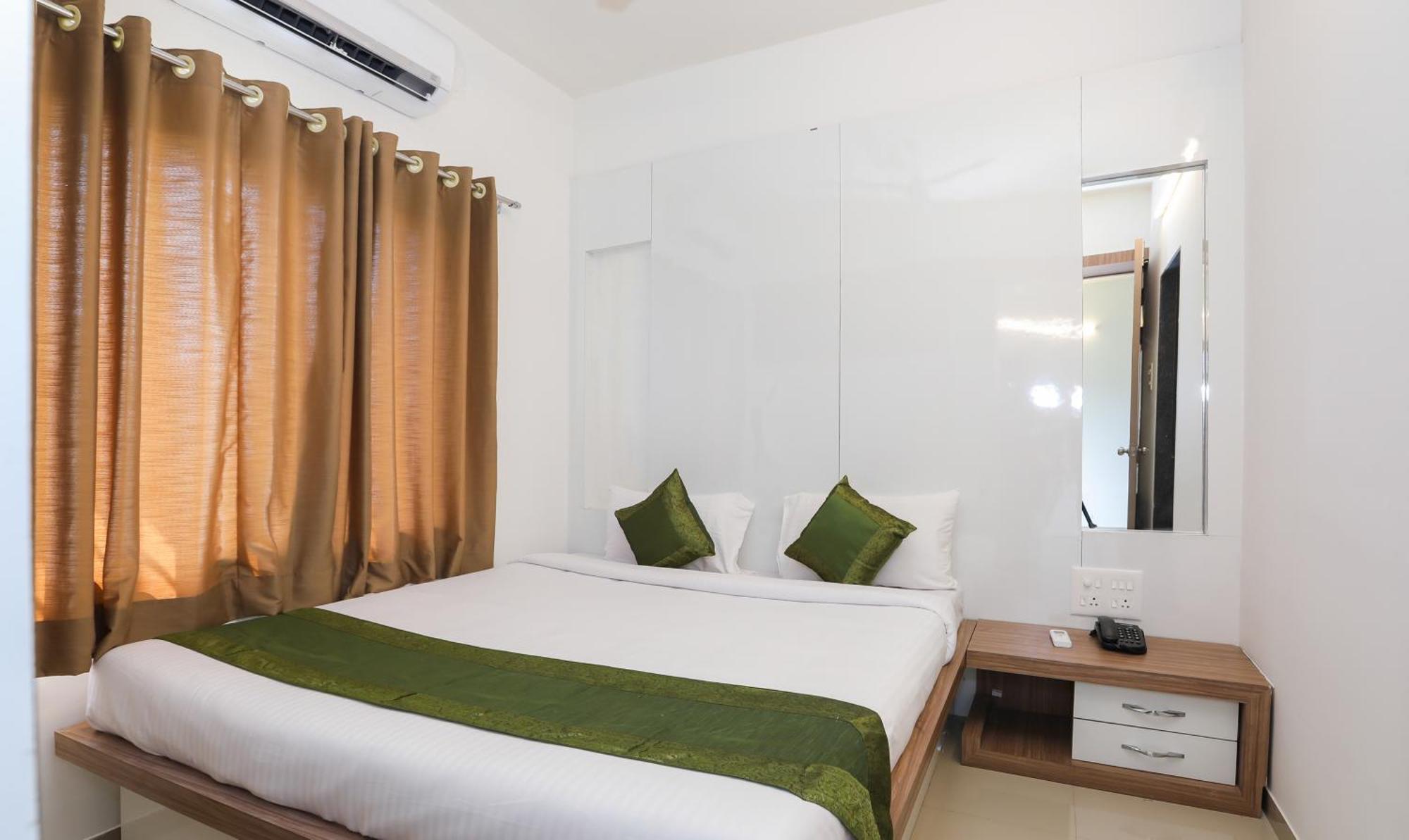 Treebo Trend Sapphire Studio Nashik Eksteriør billede