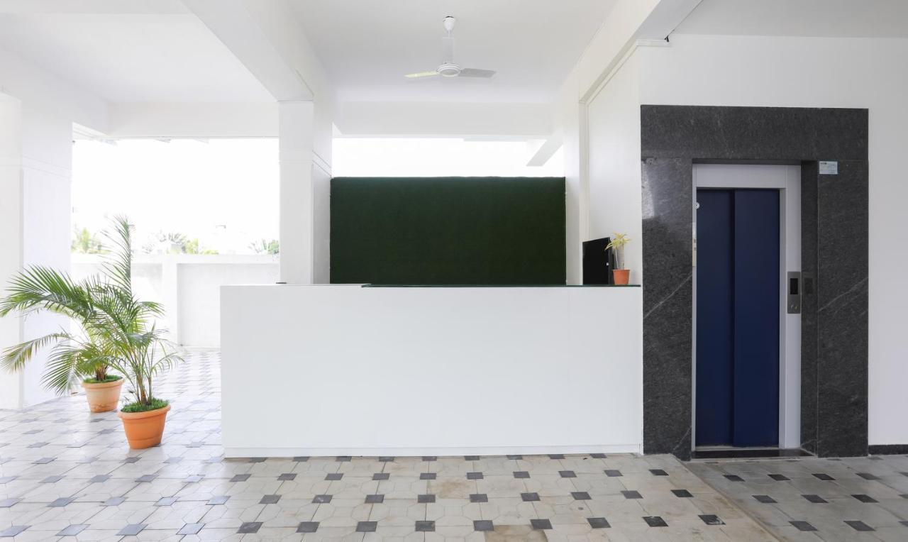 Treebo Trend Sapphire Studio Nashik Eksteriør billede